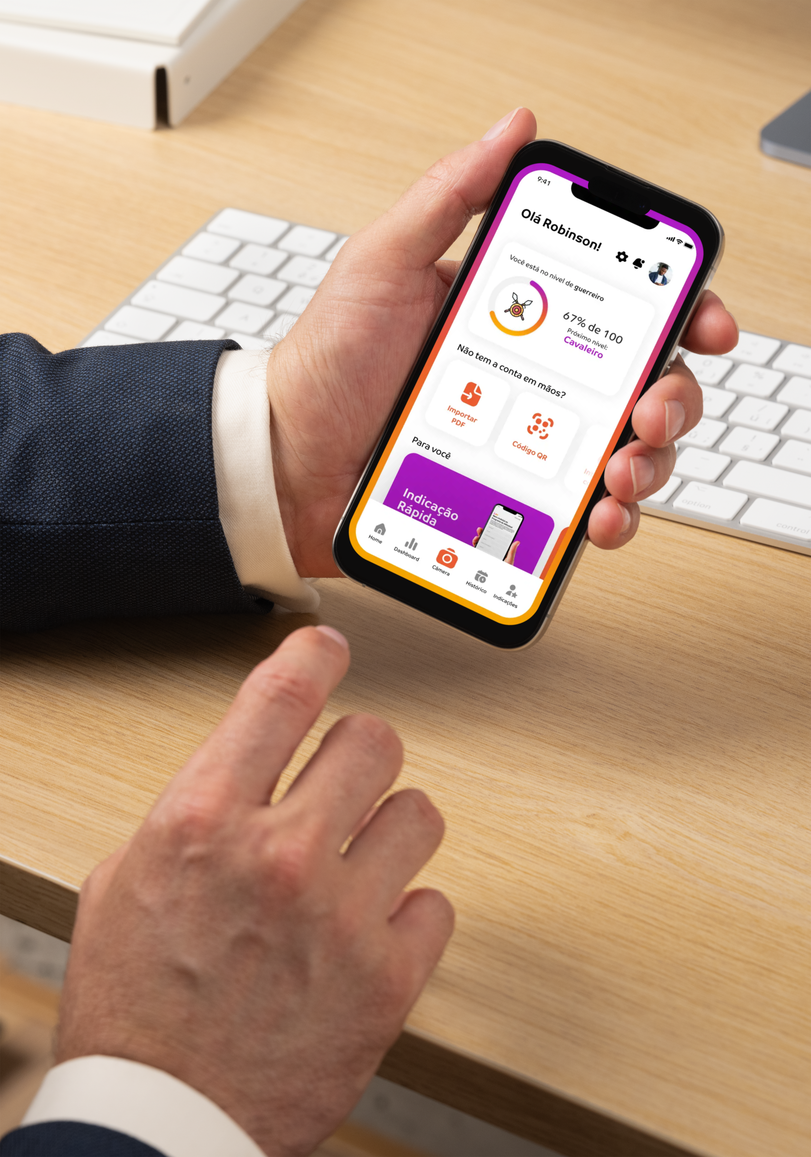 Família feliz em casa